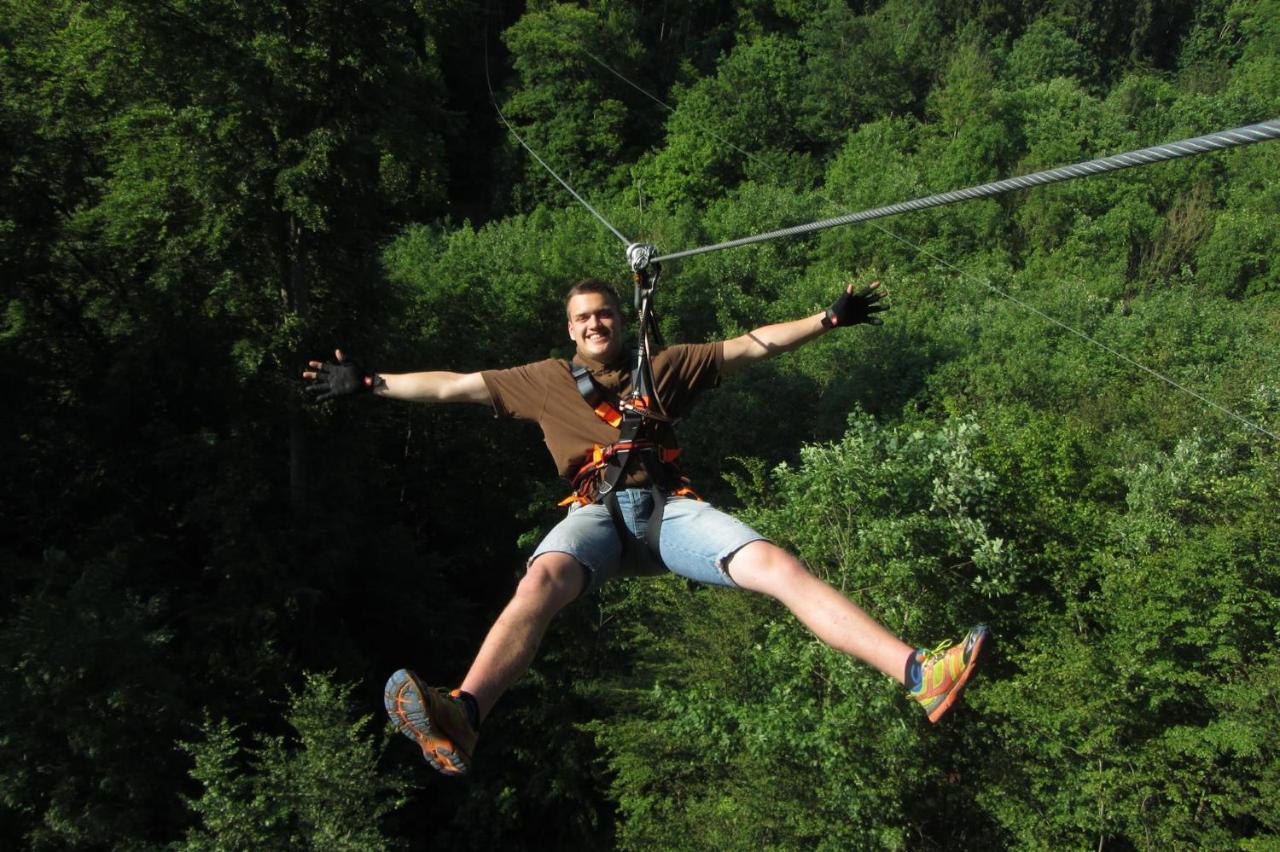 Appartementhaus Eifeladventures Berlingen 外观 照片