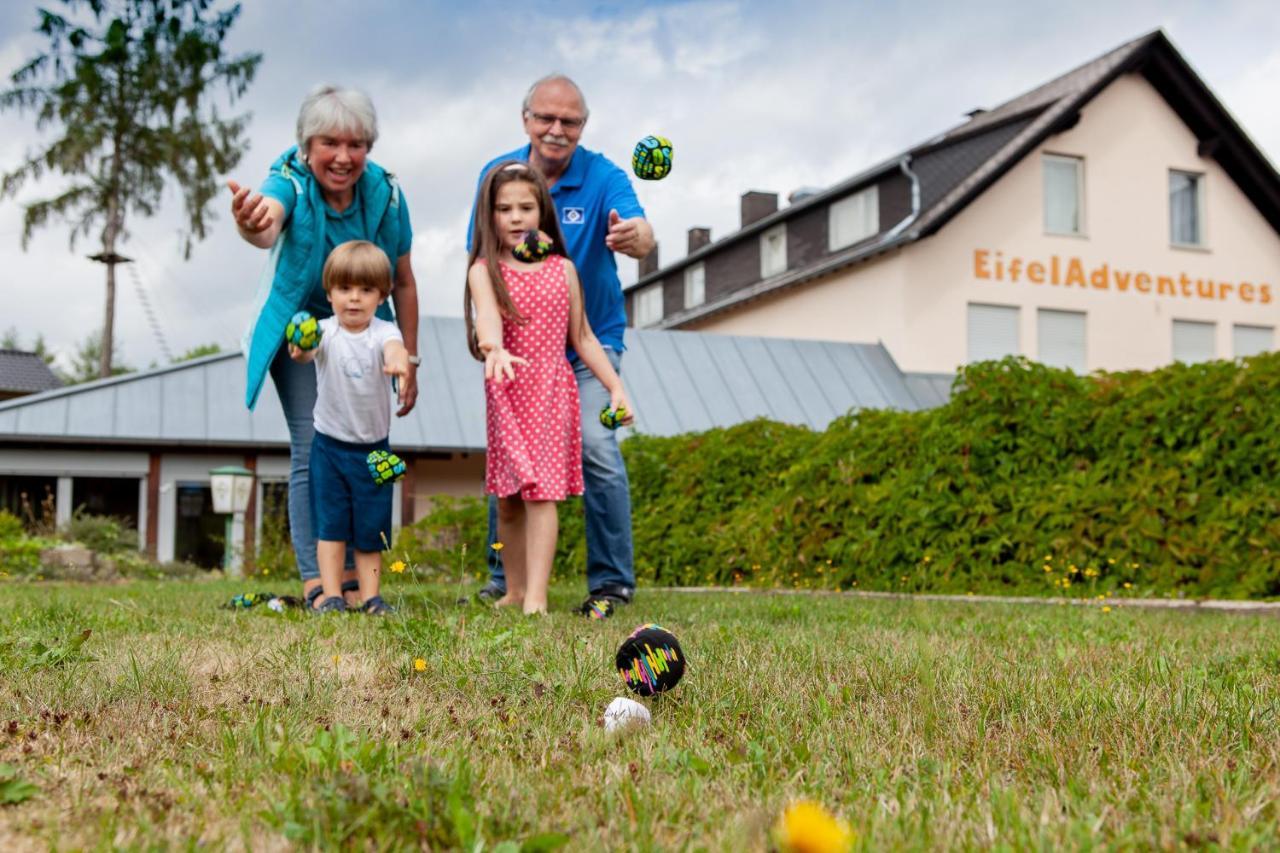 Appartementhaus Eifeladventures Berlingen 外观 照片